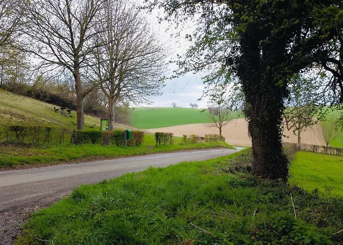 بيت للعطل In Voerendaal With Garden *